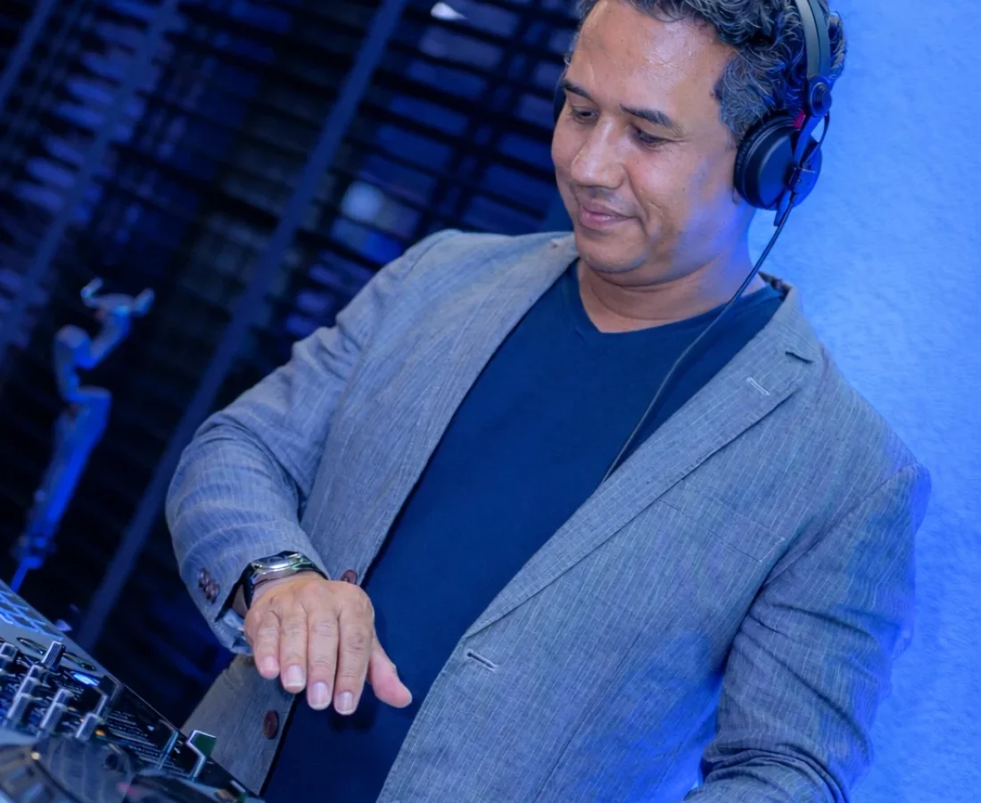 0CB04BD6-387F-48B3-907B-3CEADDE9F9B3